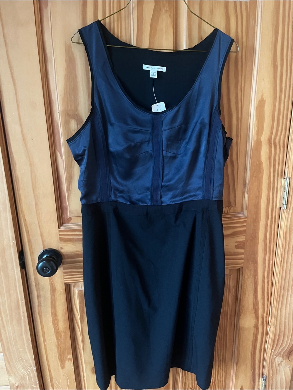 NWT Banana Republic Satin -Panel Sleeveless Sheath Dress  - Size 14